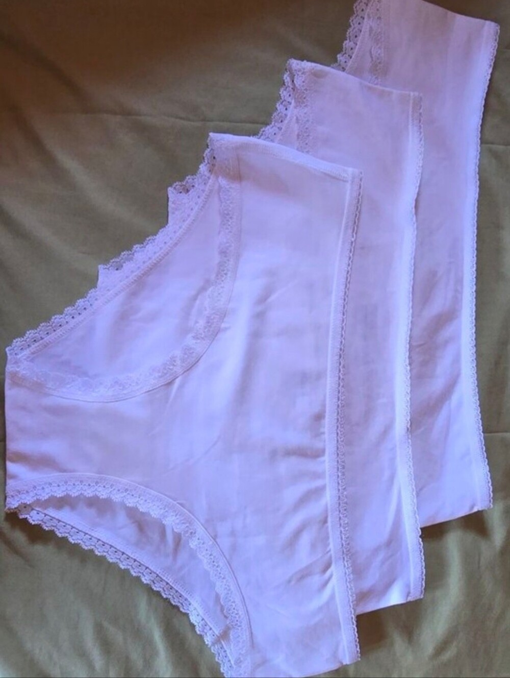 NWOT-Pact Women’s Lace-Trim Briefs (Set of 3) White